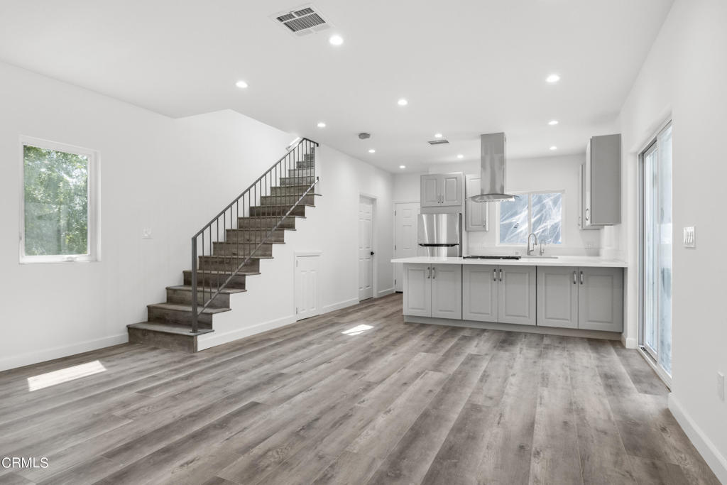 2764 Frances Avenue Unit: ADU