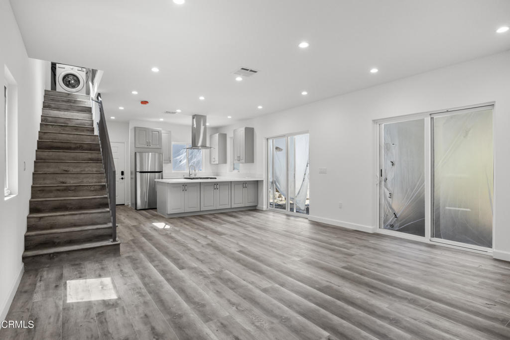 2764 Frances Avenue Unit: ADU