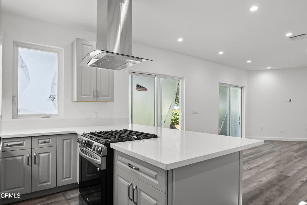 2764 Frances Avenue Unit: ADU