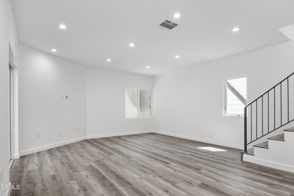 2764 Frances Avenue Unit: ADU