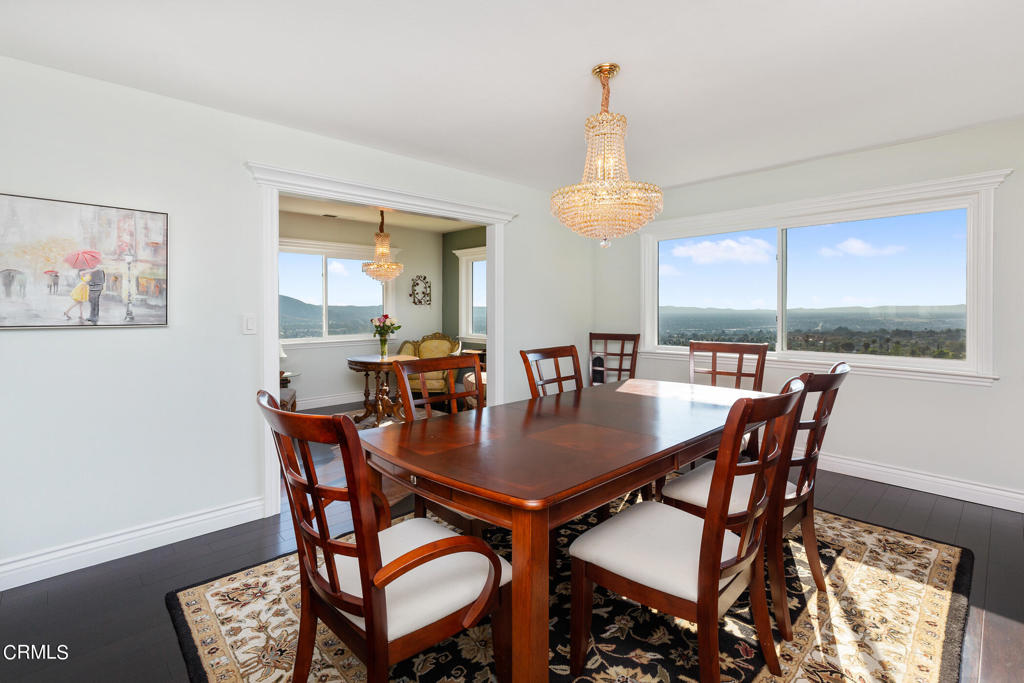 1234 E Tujunga Avenue