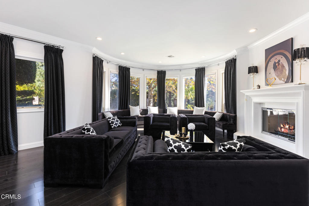 895 Greenridge Drive