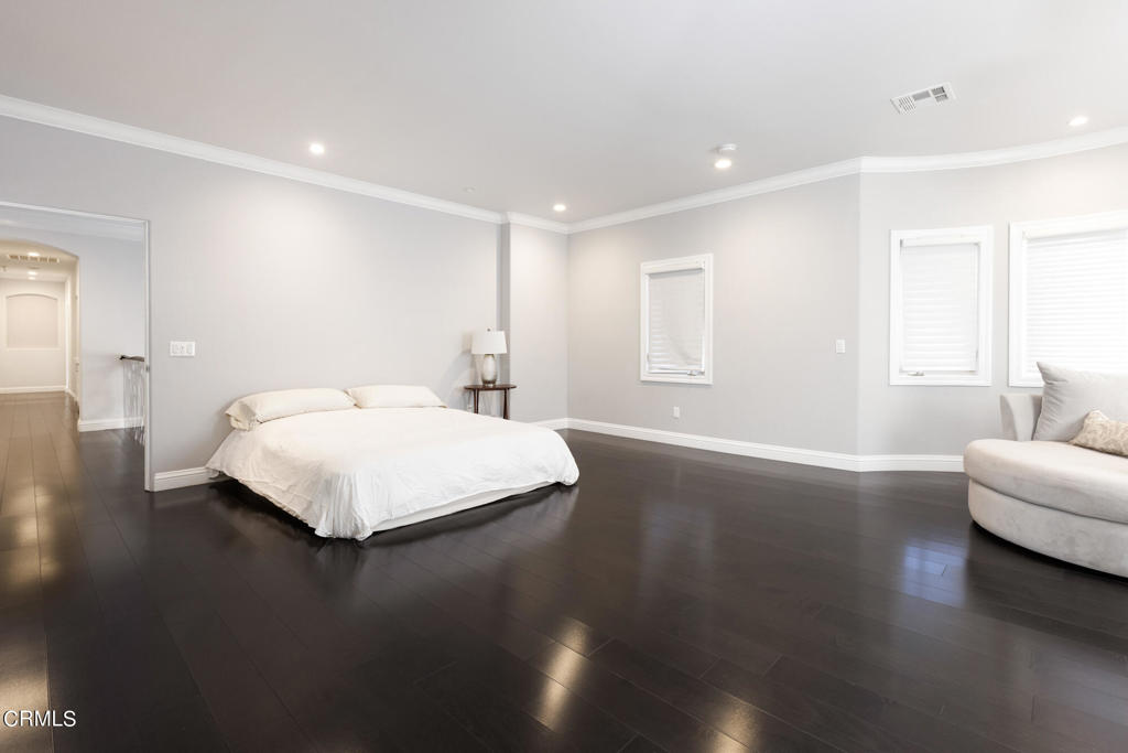 895 Greenridge Drive