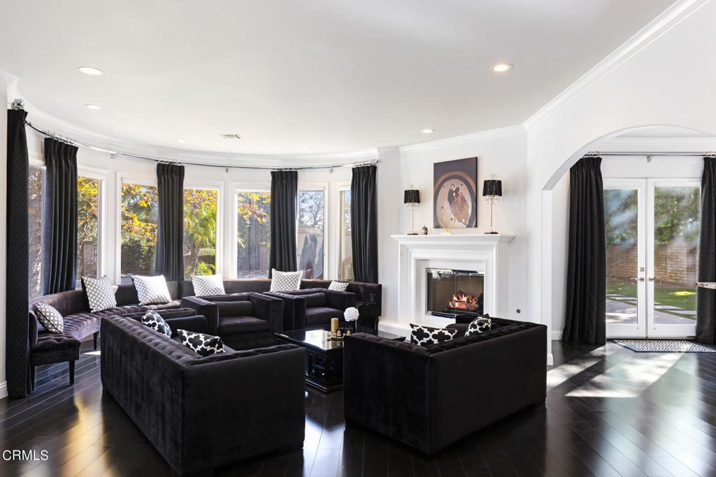 895 Greenridge Drive