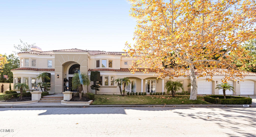 895 Greenridge Drive