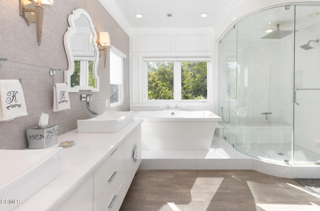 895 Greenridge Drive