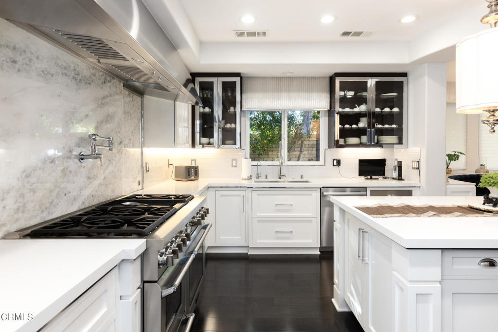 895 Greenridge Drive