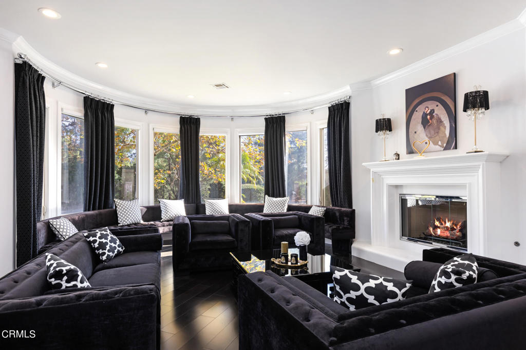 895 Greenridge Drive