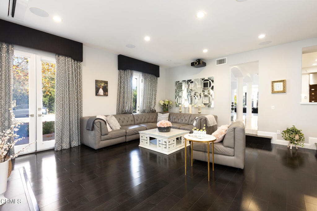 895 Greenridge Drive