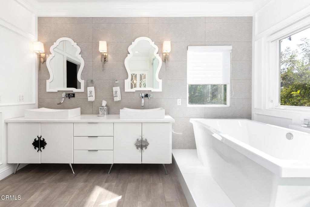 895 Greenridge Drive