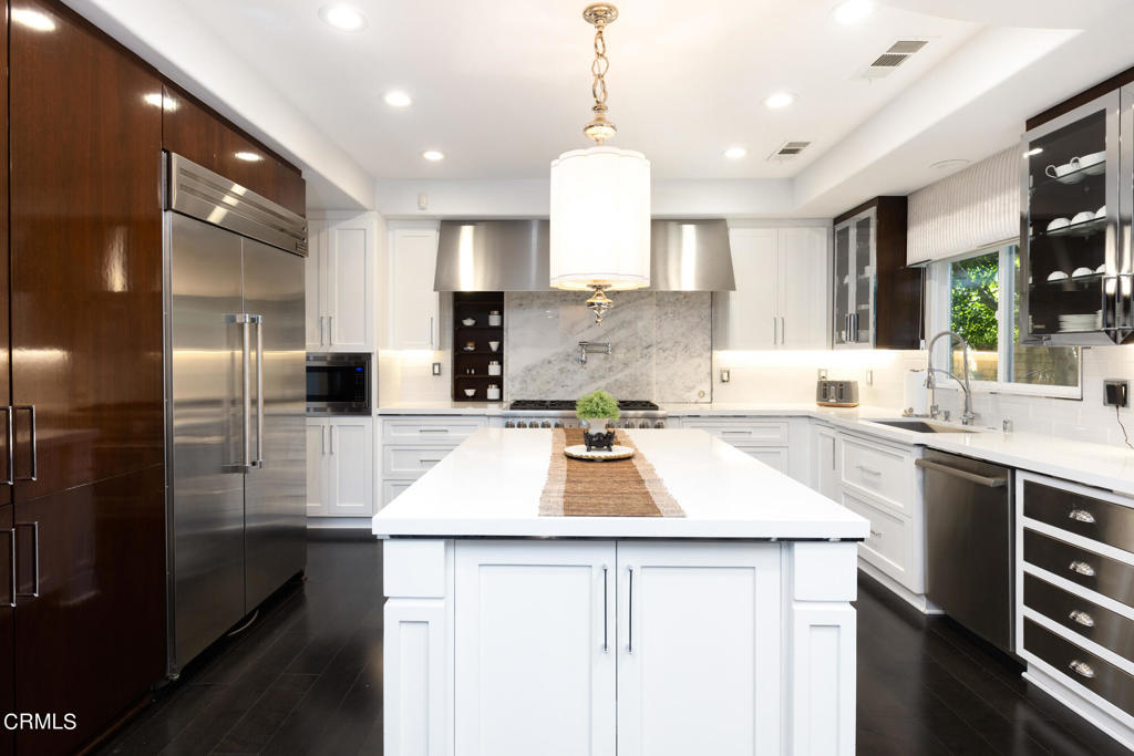 895 Greenridge Drive