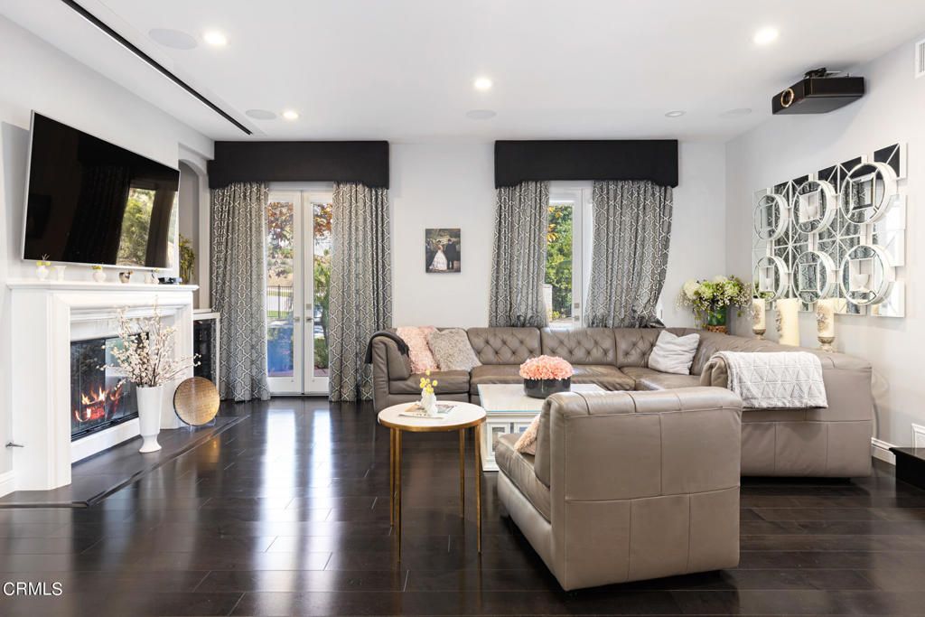 895 Greenridge Drive