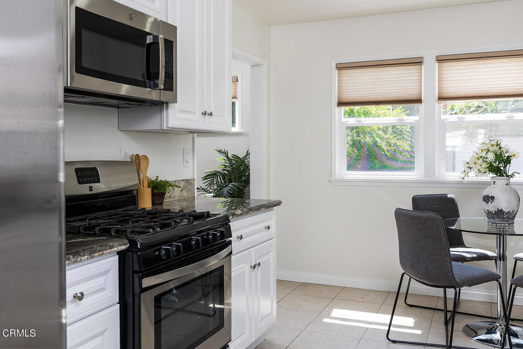 1735 Woodland Avenue