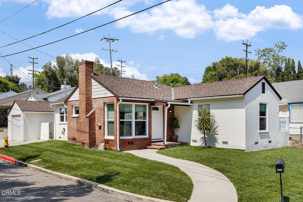 1735 Woodland Avenue