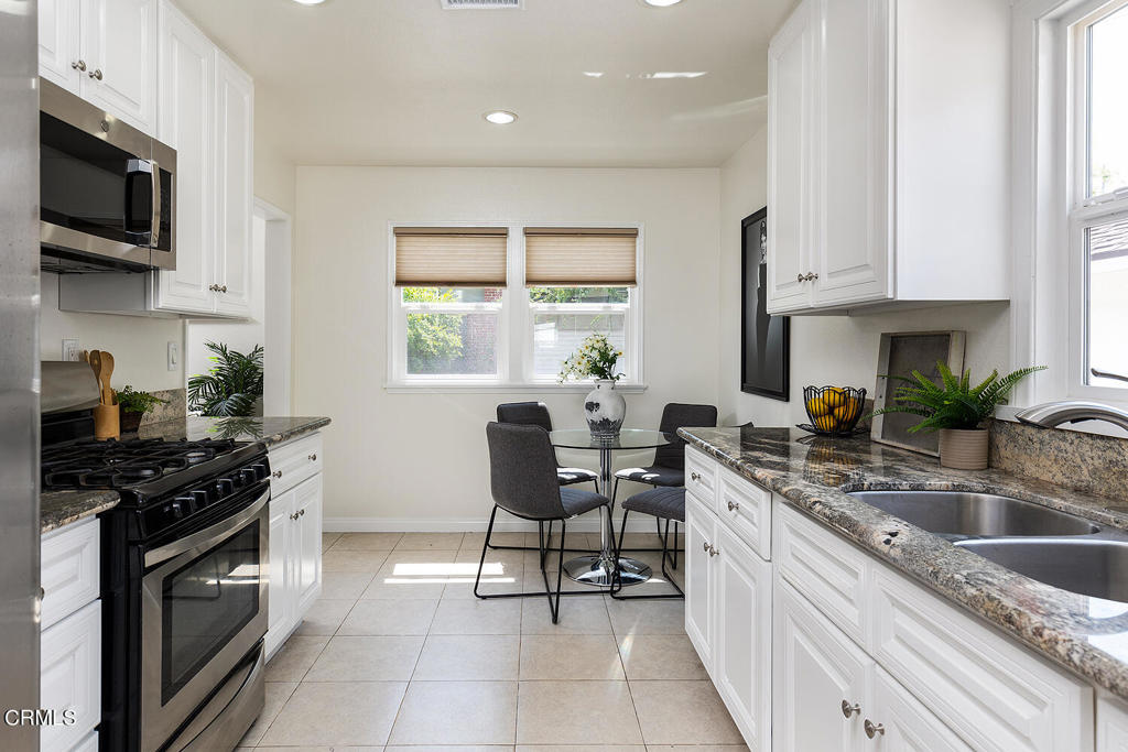 1735 Woodland Avenue