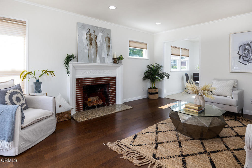 1735 Woodland Avenue