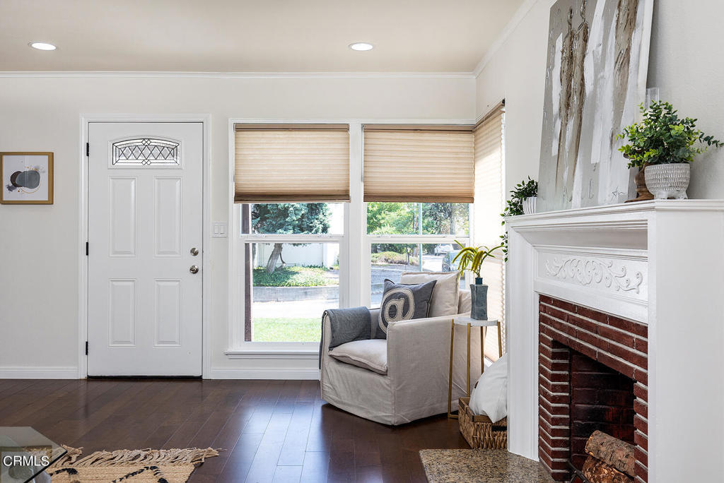 1735 Woodland Avenue