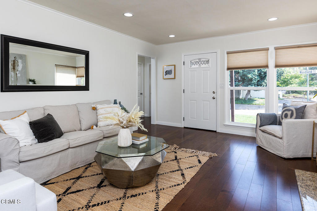 1735 Woodland Avenue