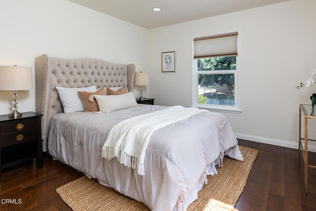 1735 Woodland Avenue