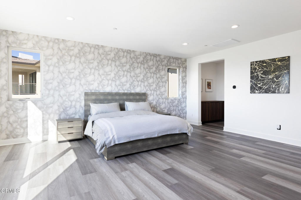 11659 N Greenwood Drive