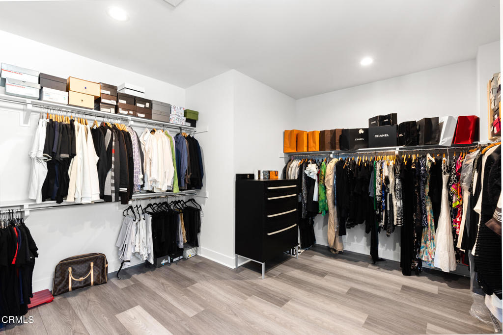 11659 N Greenwood Drive