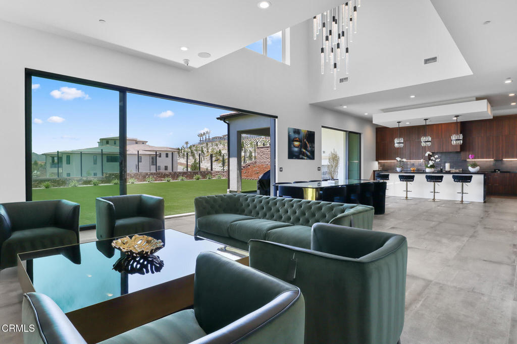 11659 N Greenwood Drive