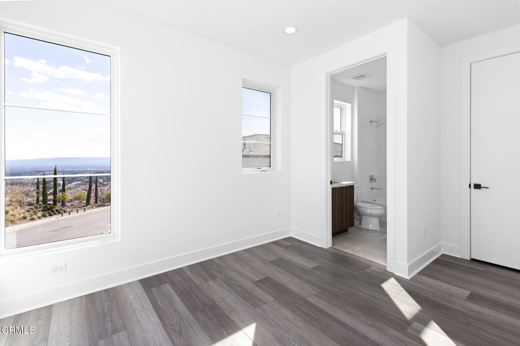 11659 N Greenwood Drive