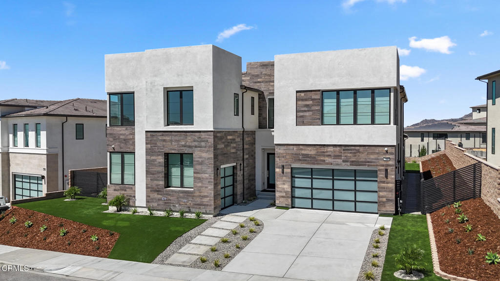 11659 N Greenwood Drive