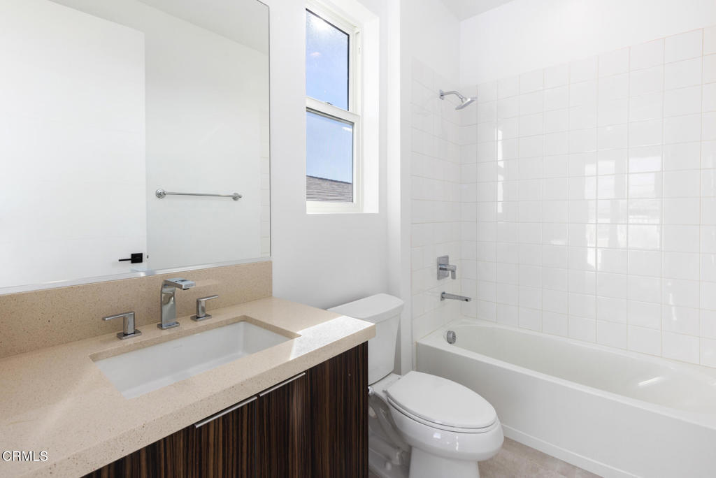 11659 N Greenwood Drive