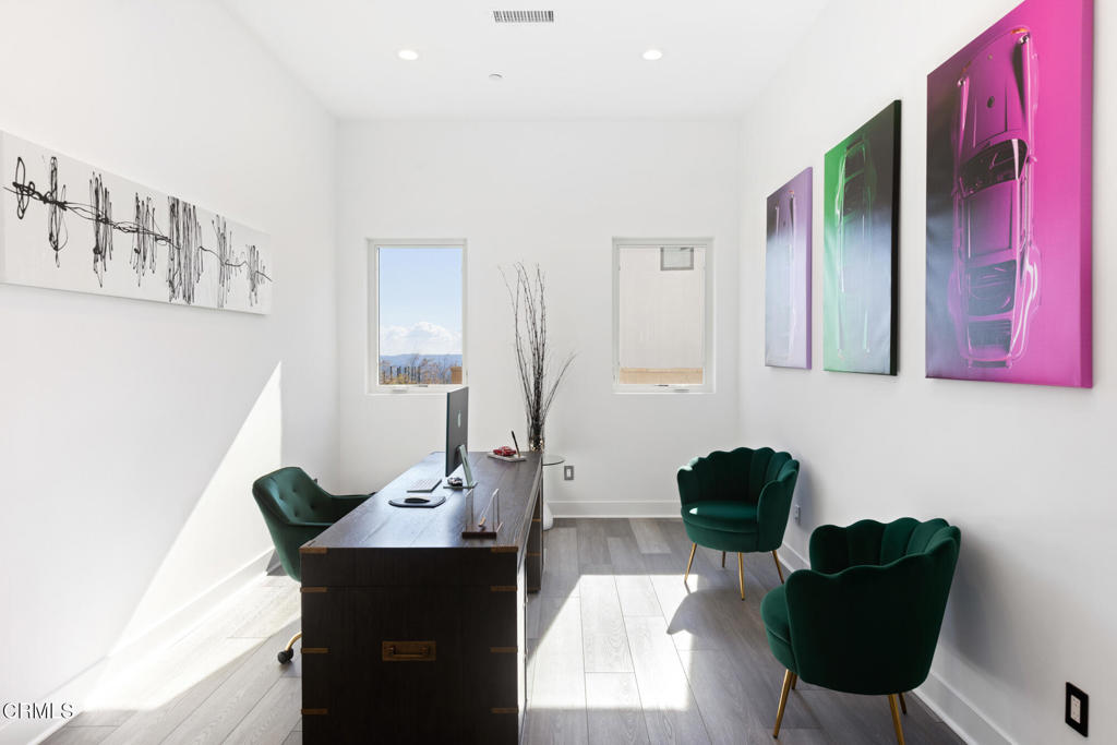 11659 N Greenwood Drive