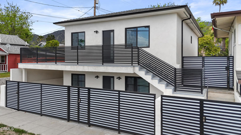 112 N Kenneth Road 101