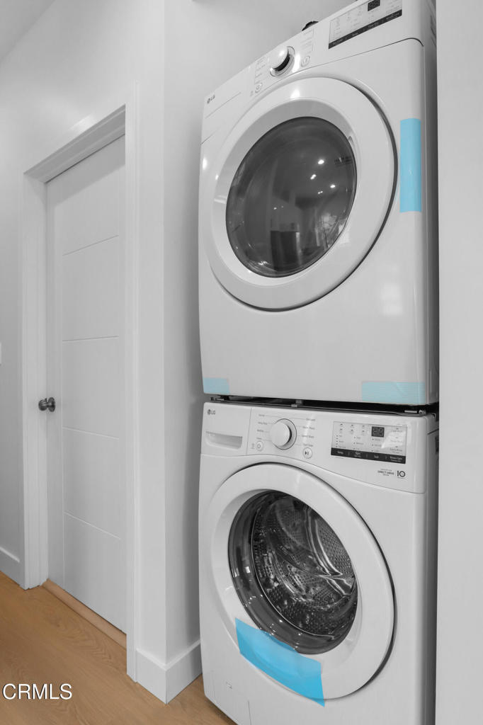 112 N Kenneth Road 201