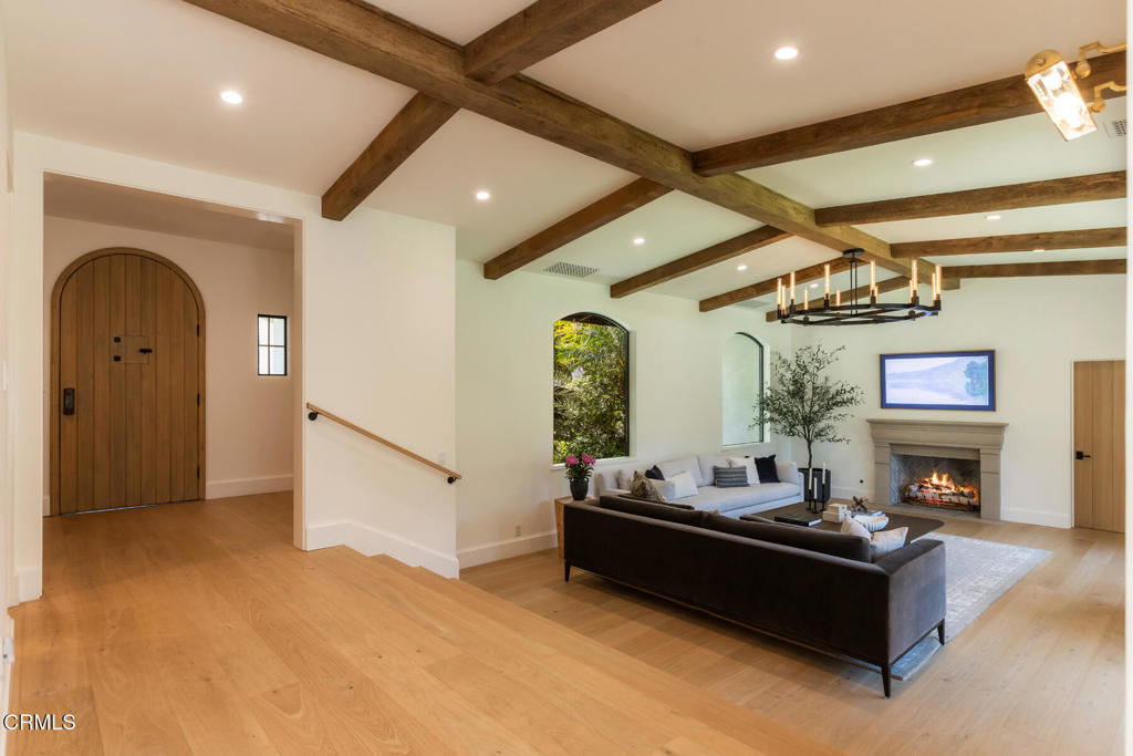 4435 Encinas Drive