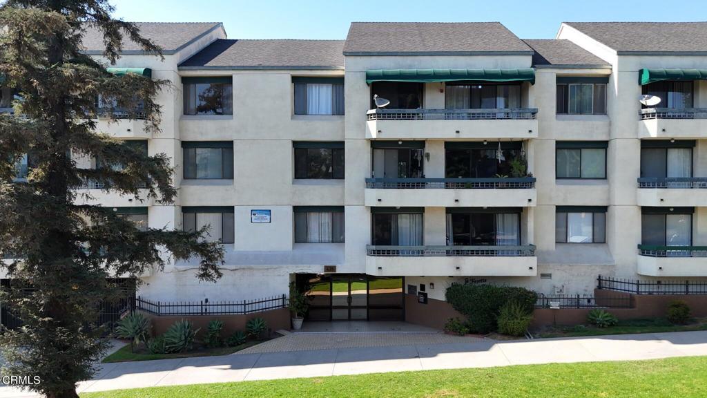 435 La Fayette Park Place 102