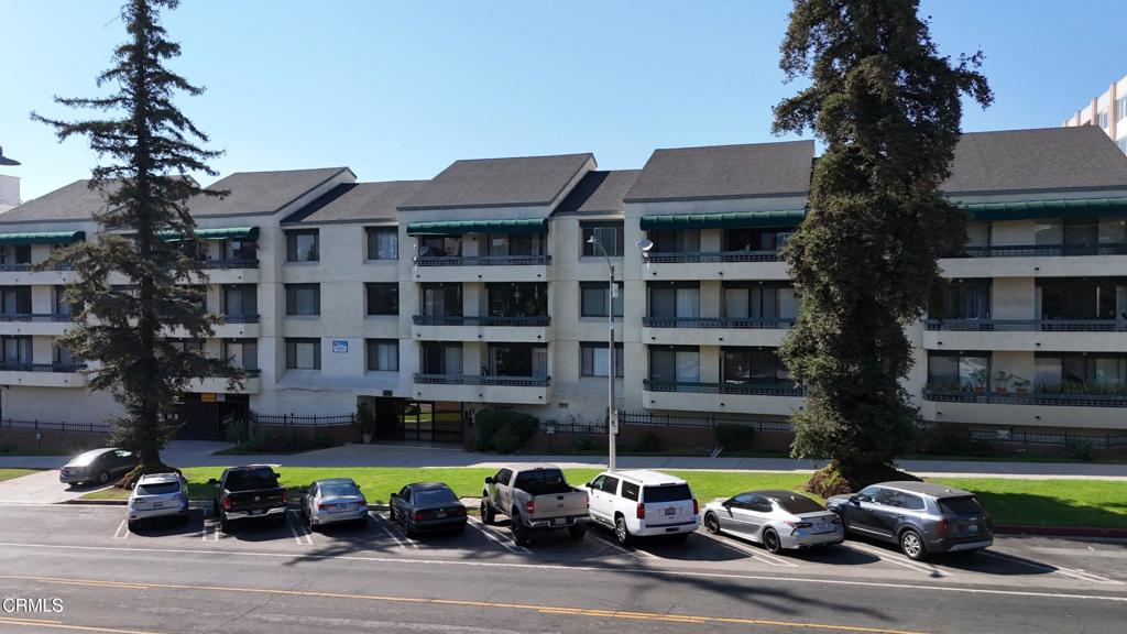 435 La Fayette Park Place 102