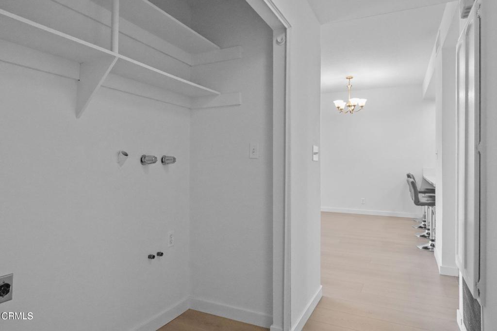 435 La Fayette Park Place 102