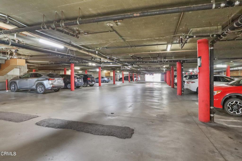 435 La Fayette Park Place 102