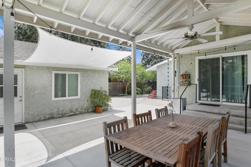 2520 Casitas Avenue