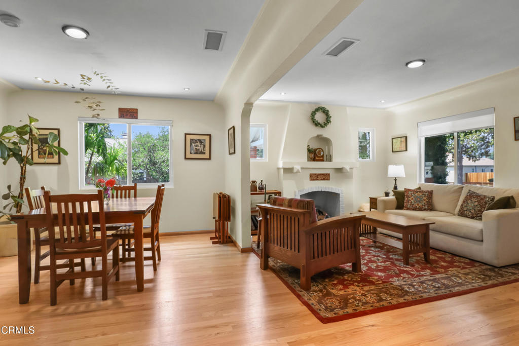 2520 Casitas Avenue