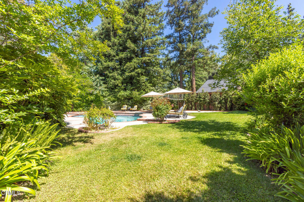 4621 Alta Canyada Road
