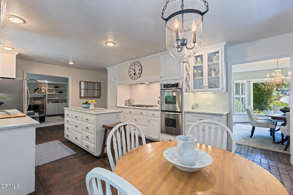 4621 Alta Canyada Road
