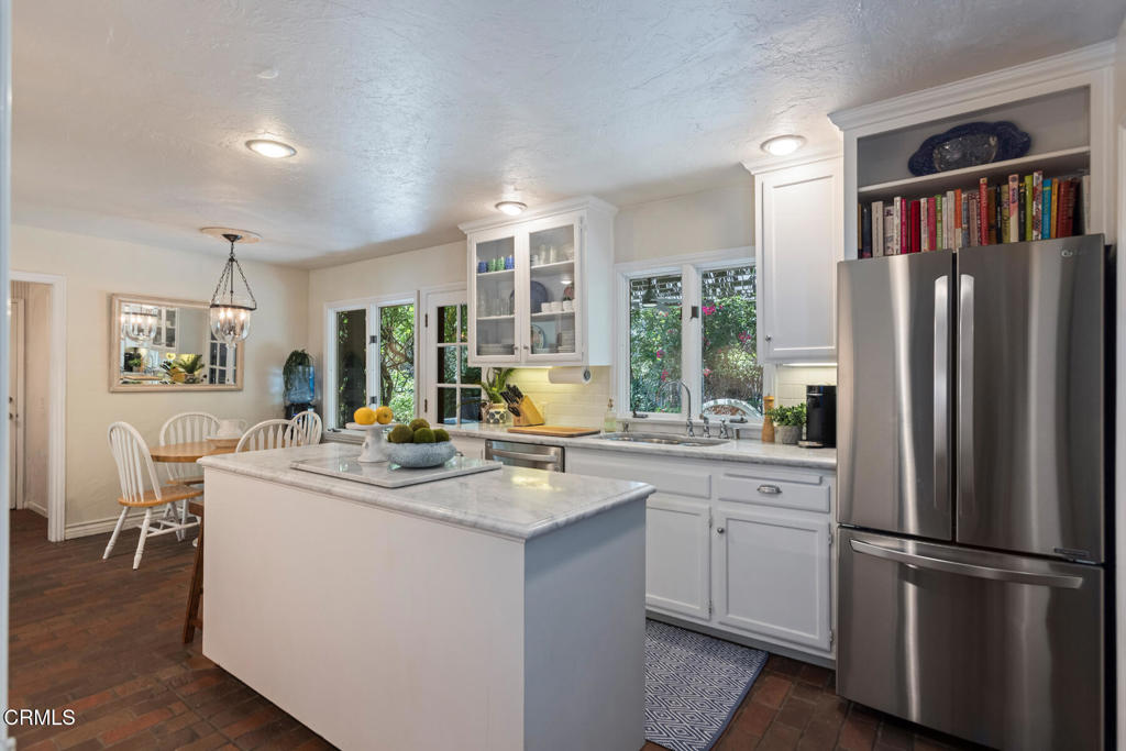 4621 Alta Canyada Road