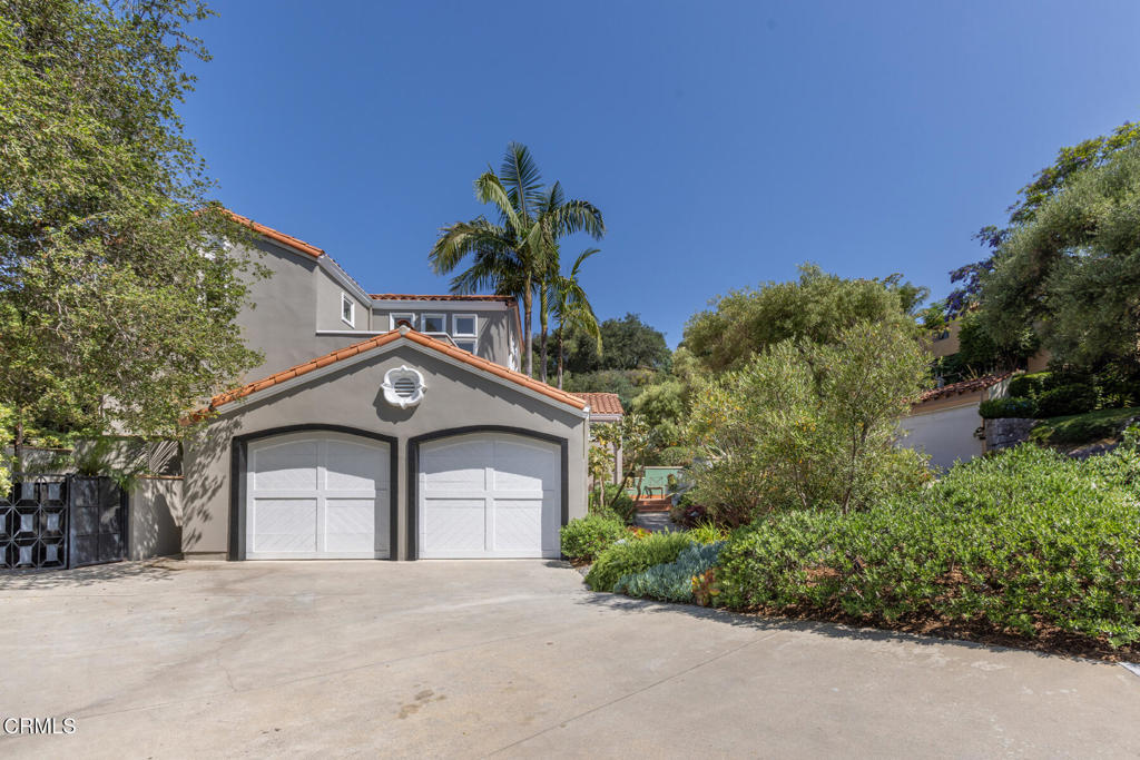 1040 Hillcroft Road