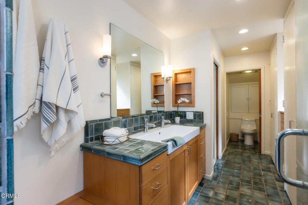 4254 Chevy Chase Drive