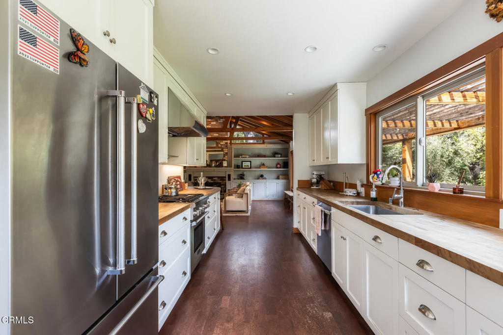 4254 Chevy Chase Drive