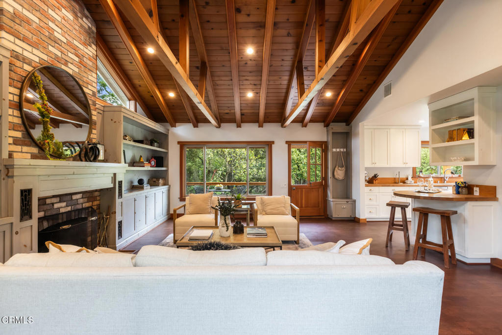 4254 Chevy Chase Drive