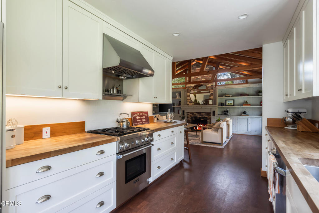 4254 Chevy Chase Drive