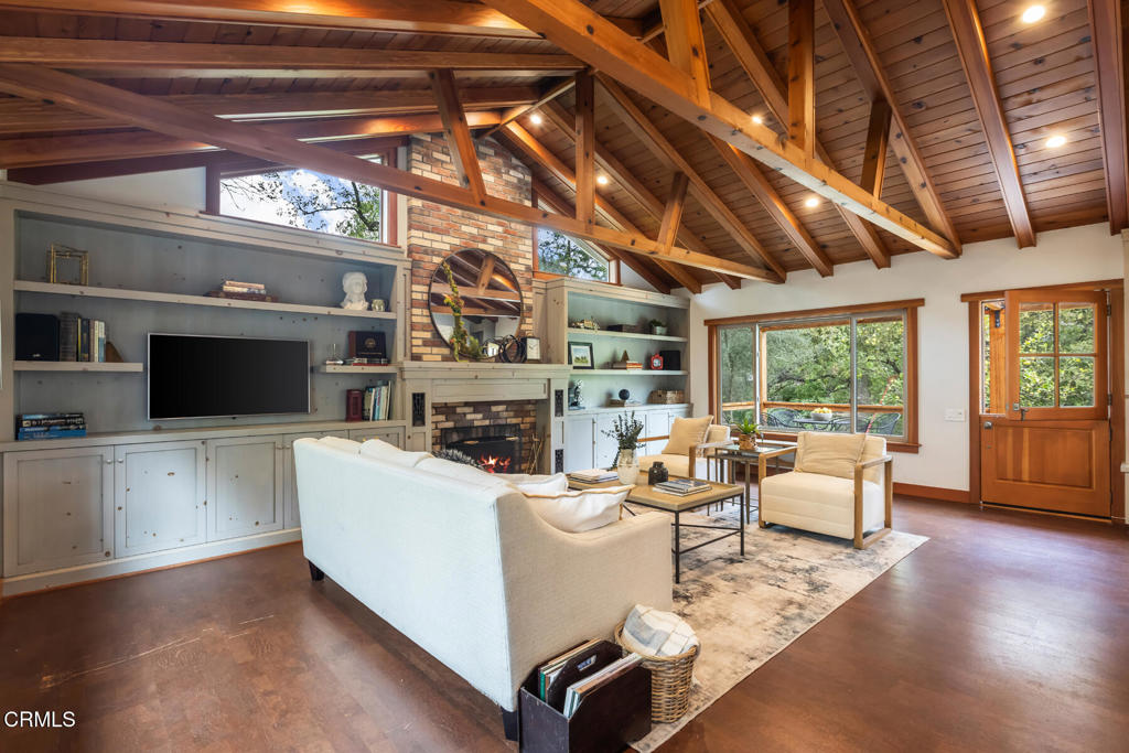 4254 Chevy Chase Drive