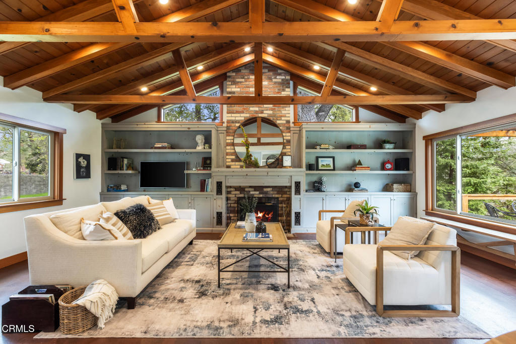 4254 Chevy Chase Drive