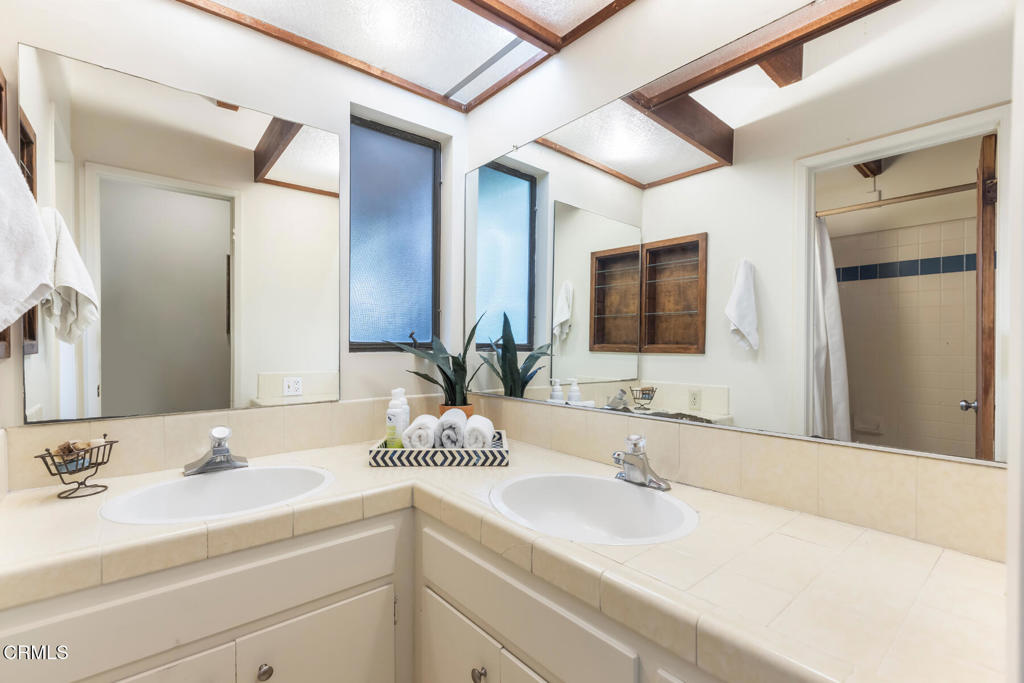 4254 Chevy Chase Drive